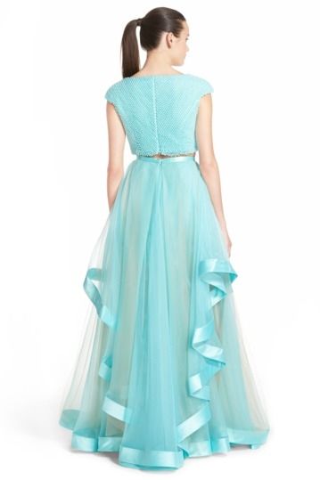 Brand vestido. Top+ espalda