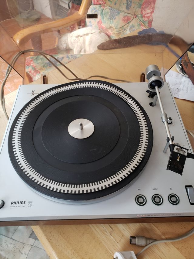 Turntable philips vintage 30 euro