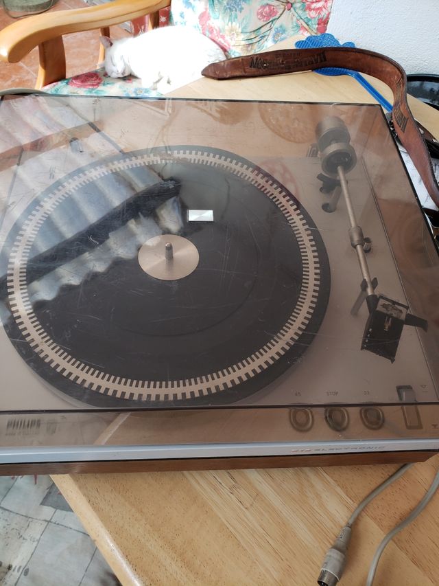 Turntable philips vintage 30 euro