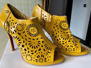 ZAPATO CON TACON Y CREMALLERA, N 40, CUPLÉ