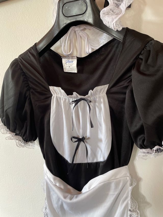 vestitino di carnevale da cameriera