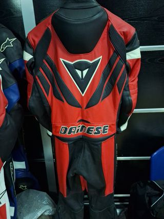 Mono de moto cuero Daisnese talla 48