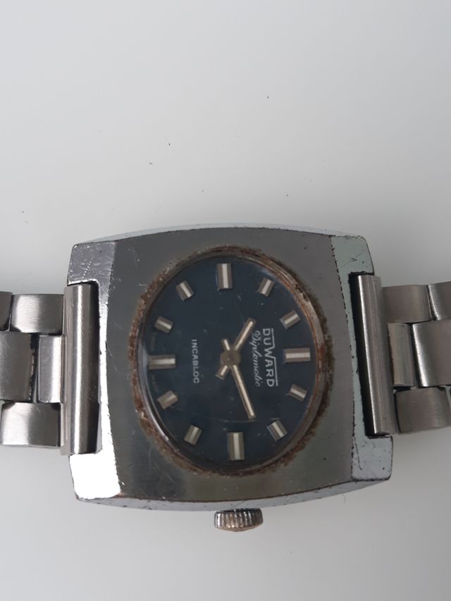 RELOJ DUWARD SRA.