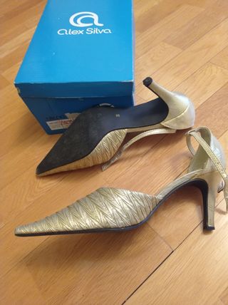 Zapatos fiesta dorados