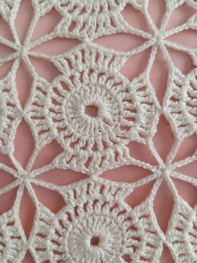 Colcha de ganchillo artesanal