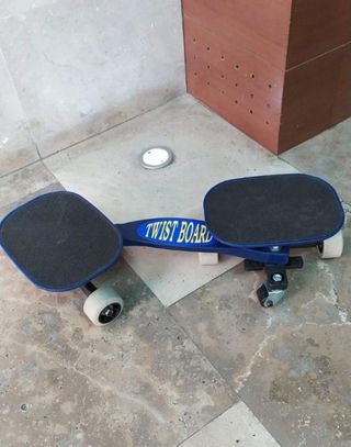 Monopatin twist board