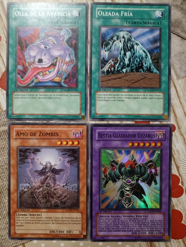 Lote 6: 12 cartas de Yu-Gi-Oh originales