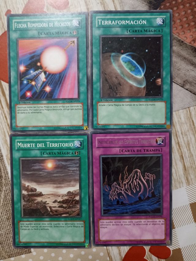 Lote 6: 12 cartas de Yu-Gi-Oh originales