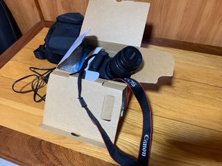 CANON EOS 2000D EF-S 18-55 IS II KIT (nueva)