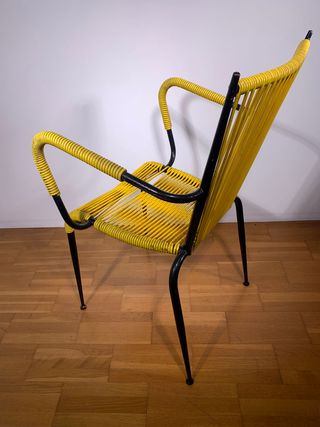 Sedia poltroncina da bar degli anni '60 GIALLA