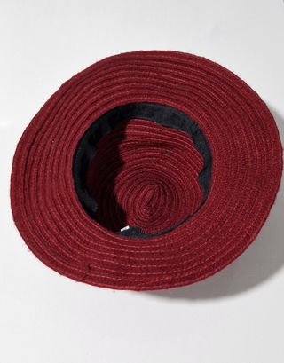 Cappello  a falda larga invernale