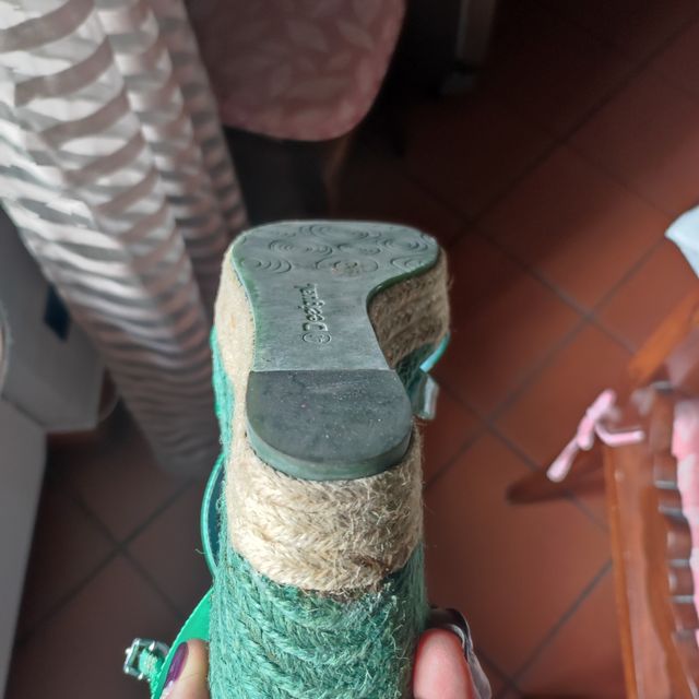 Sandali zeppa Desigual