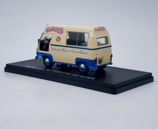 RENAULT ESTAFETTE GLACIER 1963 1/43 IXO HACHETTE