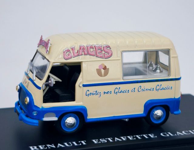 RENAULT ESTAFETTE GLACIER 1963 1/43 IXO HACHETTE
