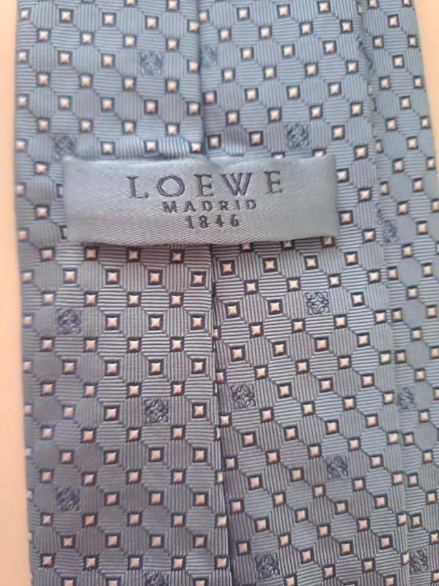 Corbata Loewe