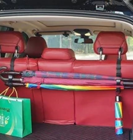 Cinte ombrelli borse ed altro per auto