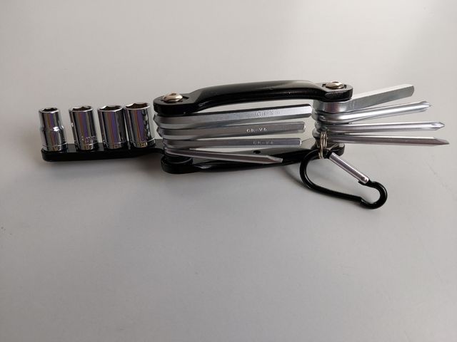 Mini llaves multiusos,nuevas.