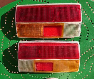 Plastiche fanali posteriori Peugeot 304 Seima 647