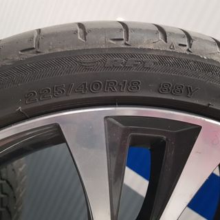 LLANTA + NEUMATICO BMW 318 225/40R18 88Y