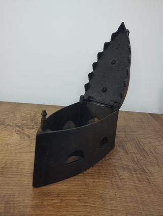 Antigua Plancha de Carbón "Dragón"