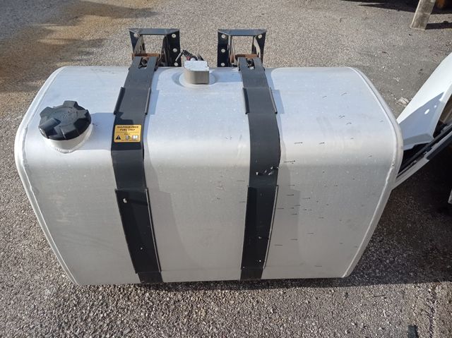 Serbatoi carburante renault -volvo trucks