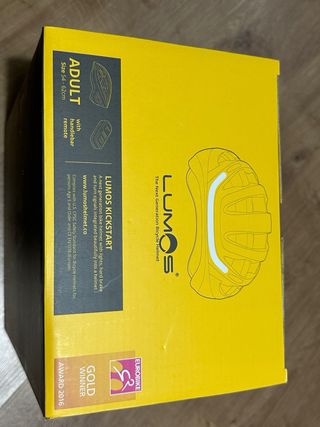 Casco de bici con luces integradas