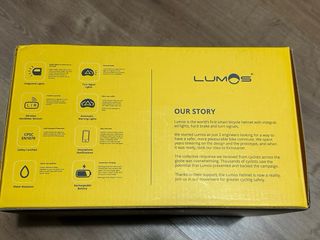 Casco de bici con luces integradas