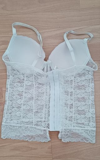 Corpiño y tangas 