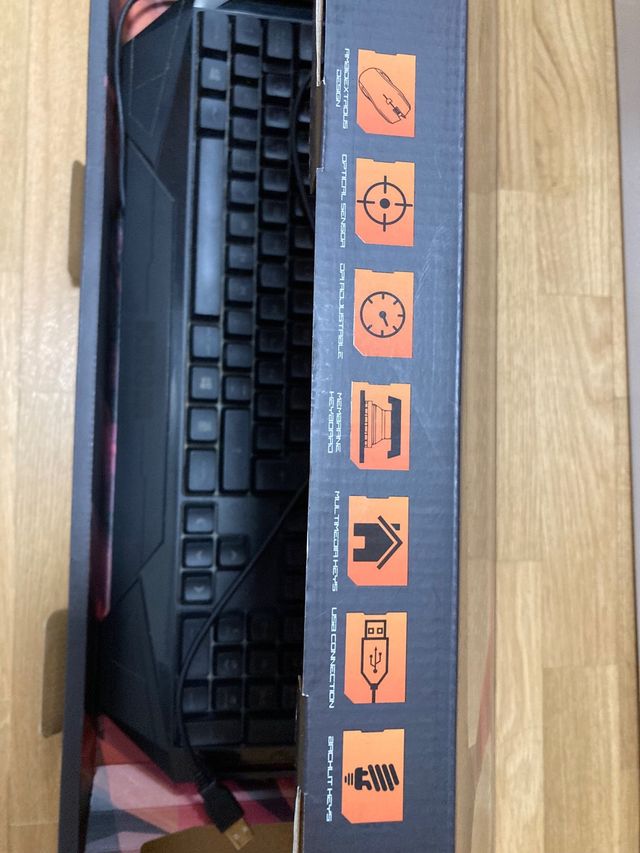 Teclado Pro Gaming Gear KOMBAT