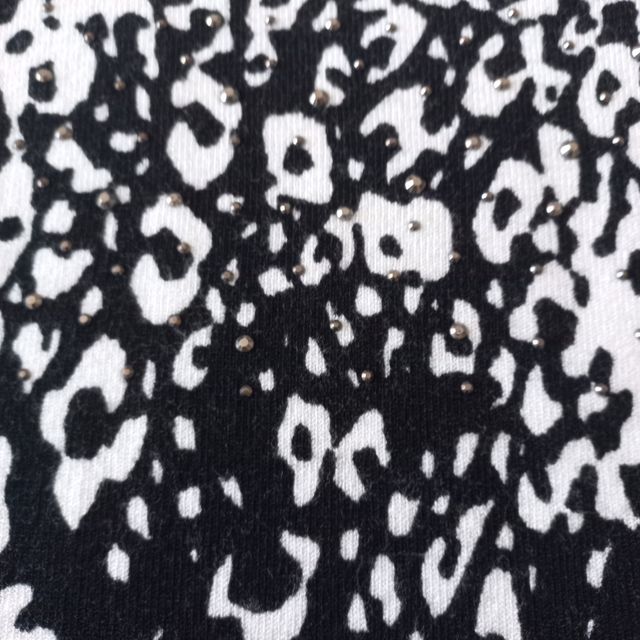 Maglia nuova con cartellino