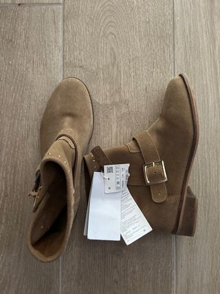 Botines de PIEL color Camel. SIN USAR.