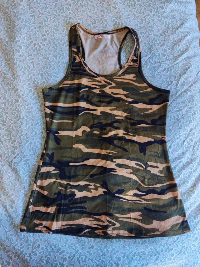 Camiseta militar