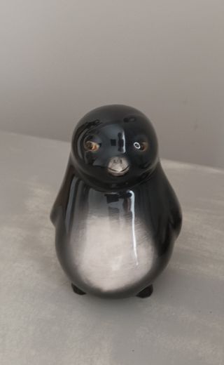 Pareja pingüinos porcelana