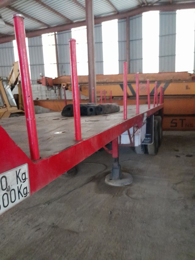 Semiremolque forestal