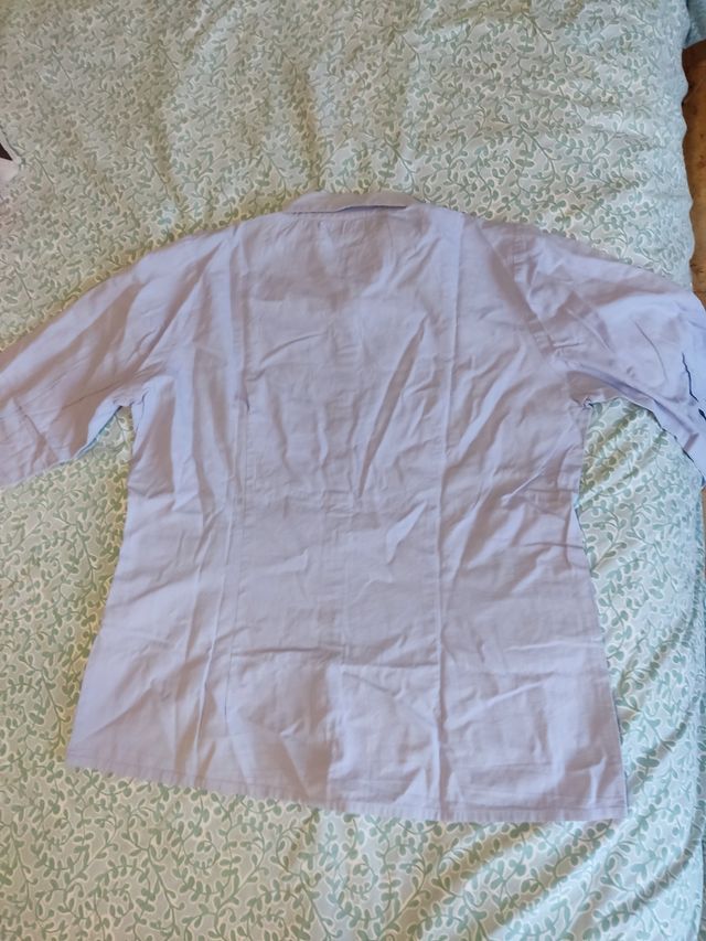 Camisa violeta mujer