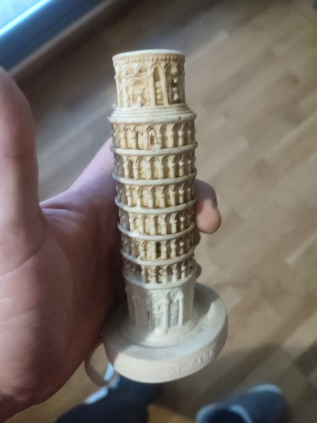 Lámpara Torre de Pissa