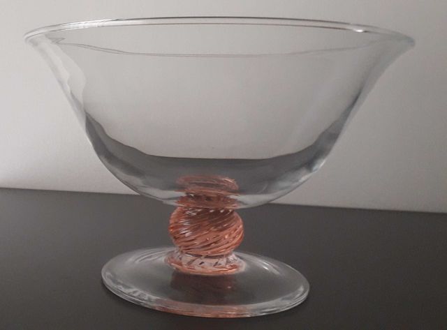 Alzata a coppa vintage in vetro lavorato rosa IVV