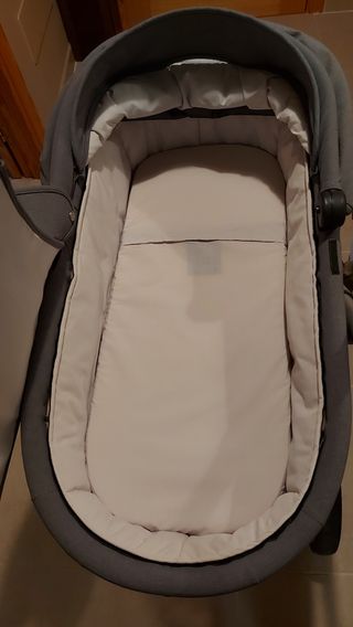 Carro Mutsy Icon completo con accesorios