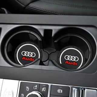 Almohadilla silicona con logo Audi antideslizante.