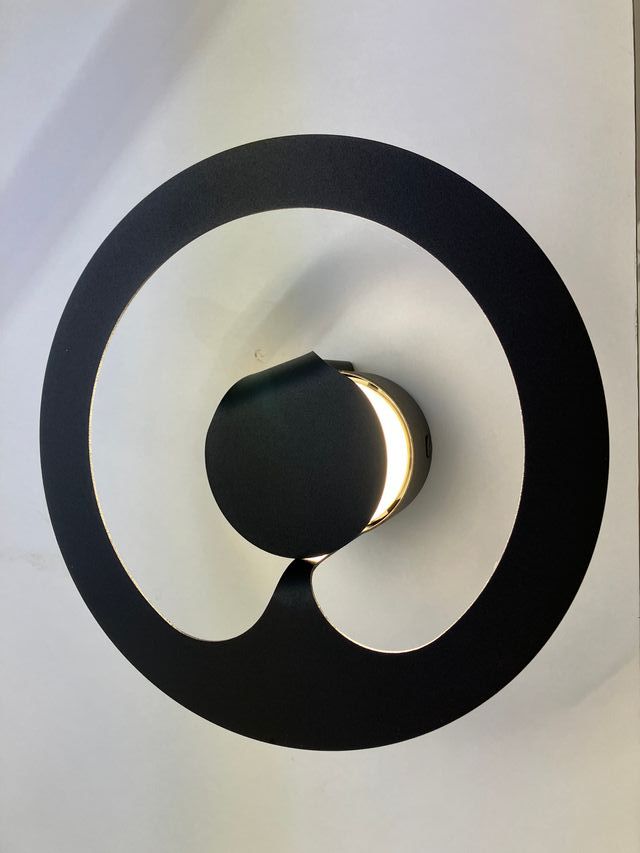 Lampada parete metallo taglio laser