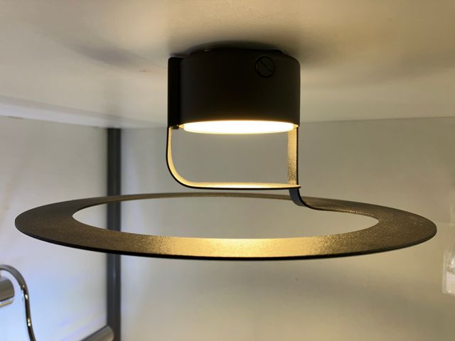 Lampada parete metallo taglio laser
