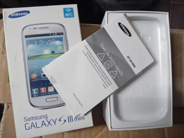 Lote cajas vacías de móvil