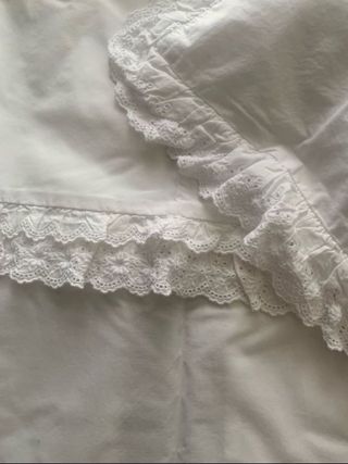 Mini cuna de Zara Home + colchón + 2 juegos sábana