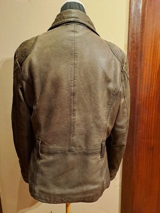 Chaqueta de piel 