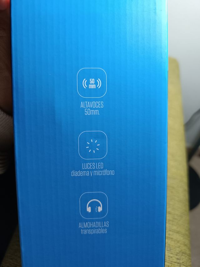 A estrenar. Auricular cascos Gaming.