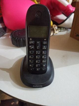 Teléfono Inhalalbrico motorola c1002lb