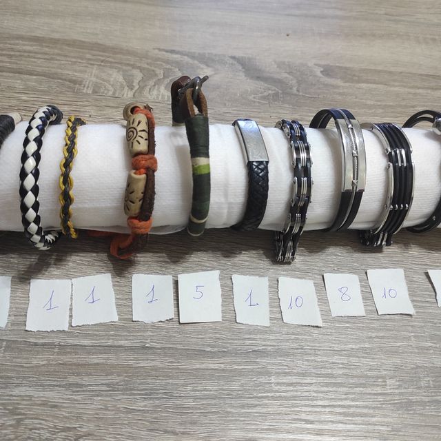 Pulseras