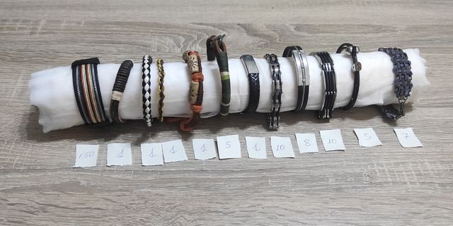 Pulseras