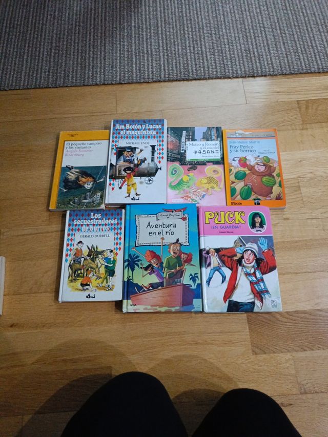 Varios libros juveniles