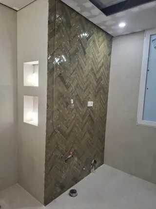 ALICATADOS Y SOLADOS